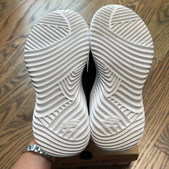 NWT Sketchers preschooler shoes, 10.5 W - Picture 3 of 5